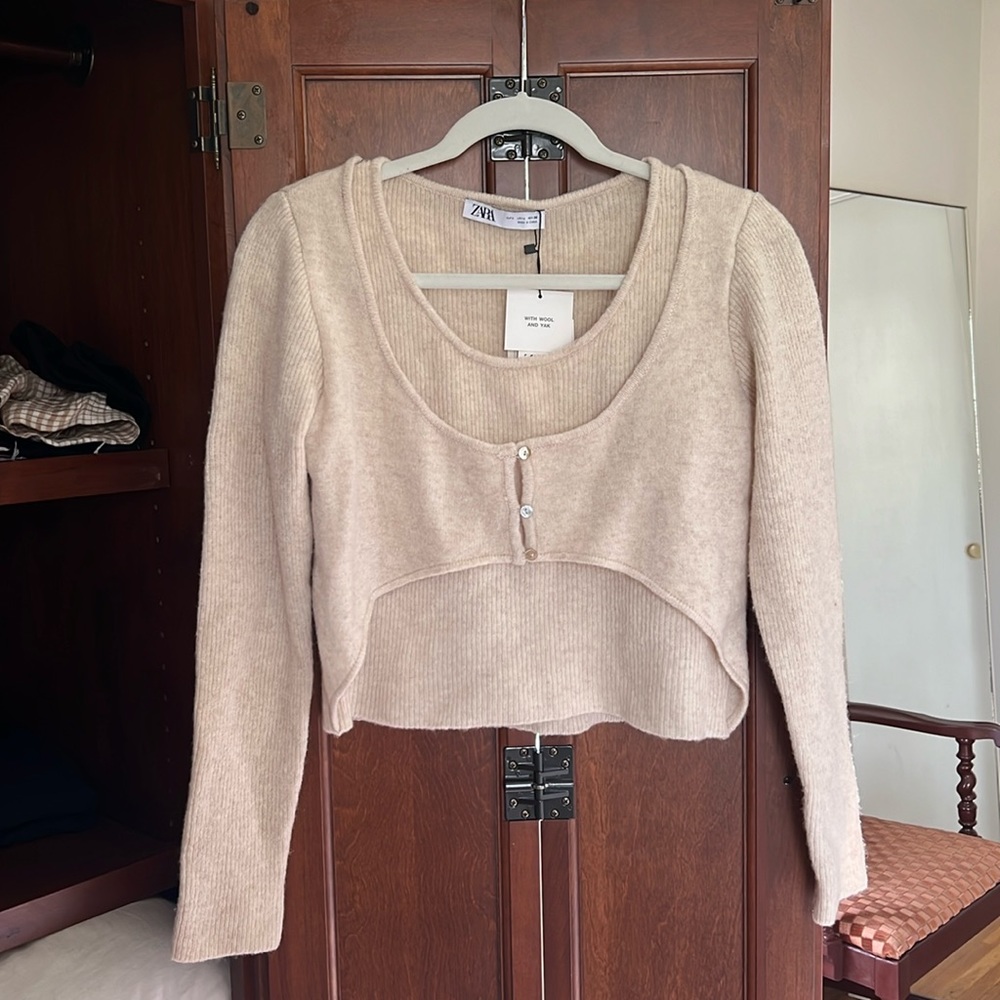Cropped sweater